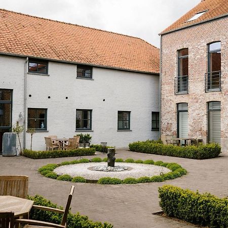 Hoeve De Reetjens - Le Grenier Bilzen Eksteriør bilde